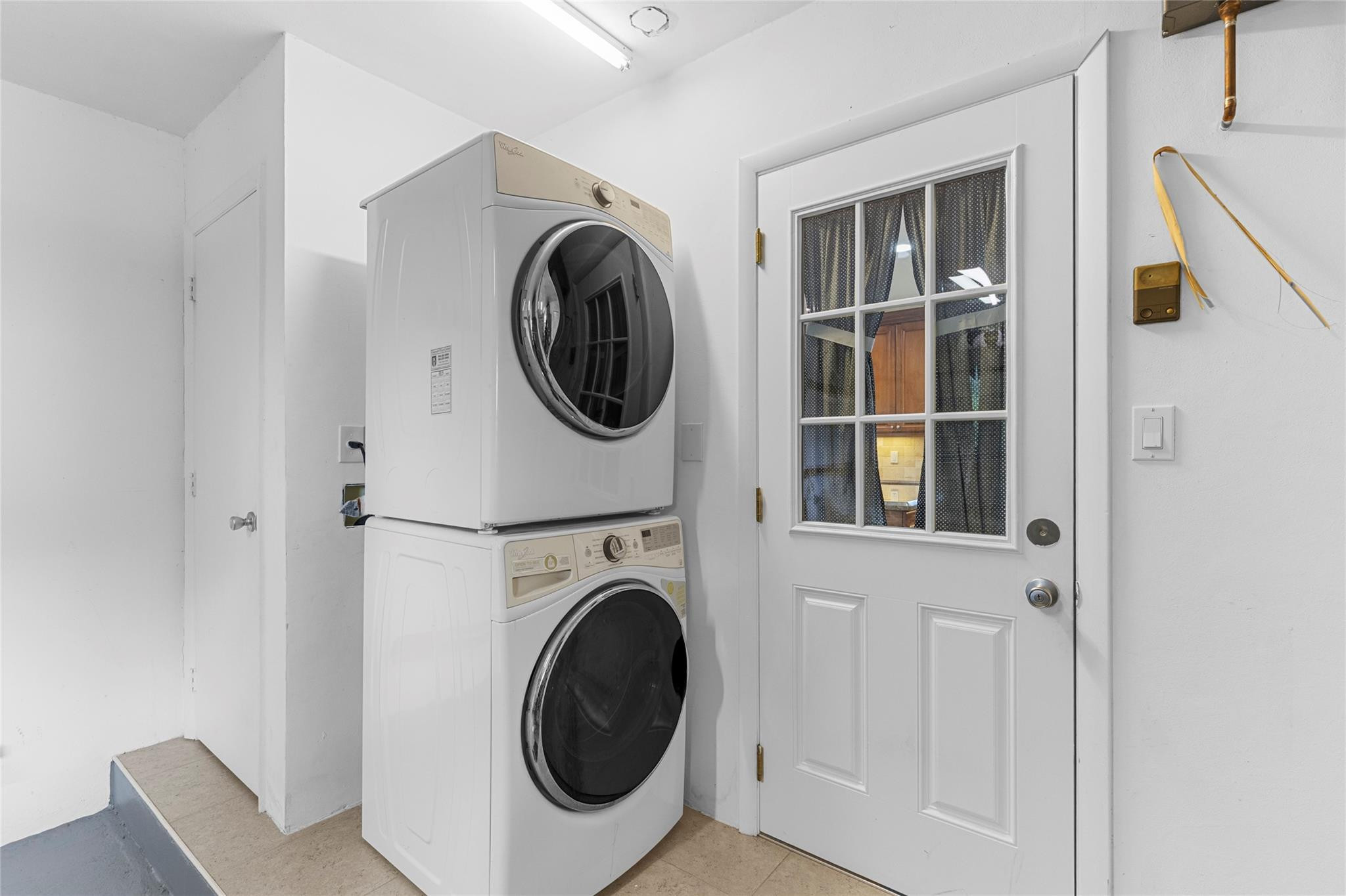 7237 East Tropical Way Plantation, FL 33317 - Photo 42 of 50 Full size washer and dryer