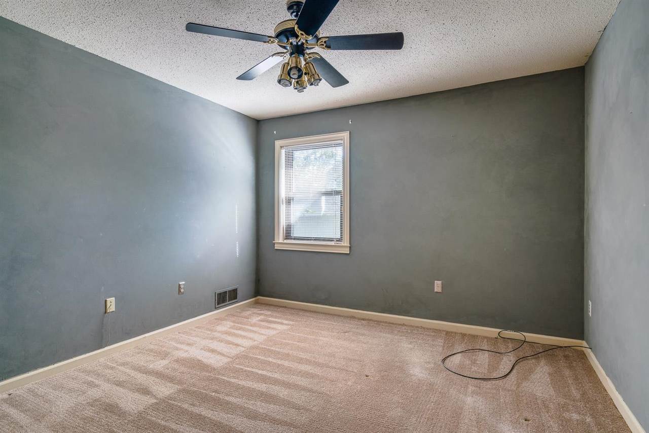 7141 Crestridge Road Memphis, TN 38119 - Photo 13 of 19 Gallery Image 13