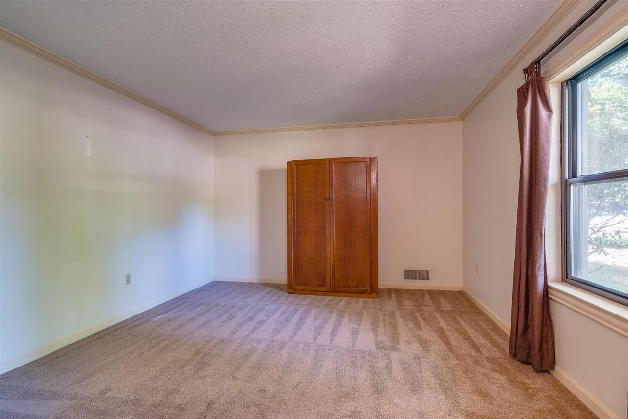 7141 Crestridge Road Memphis, TN 38119 - Photo 3 of 19 Gallery Image 3