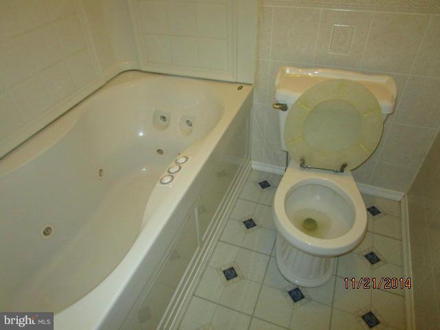5228 Holter Road Jefferson, MD 21755 - Photo 20 of 27 Bath