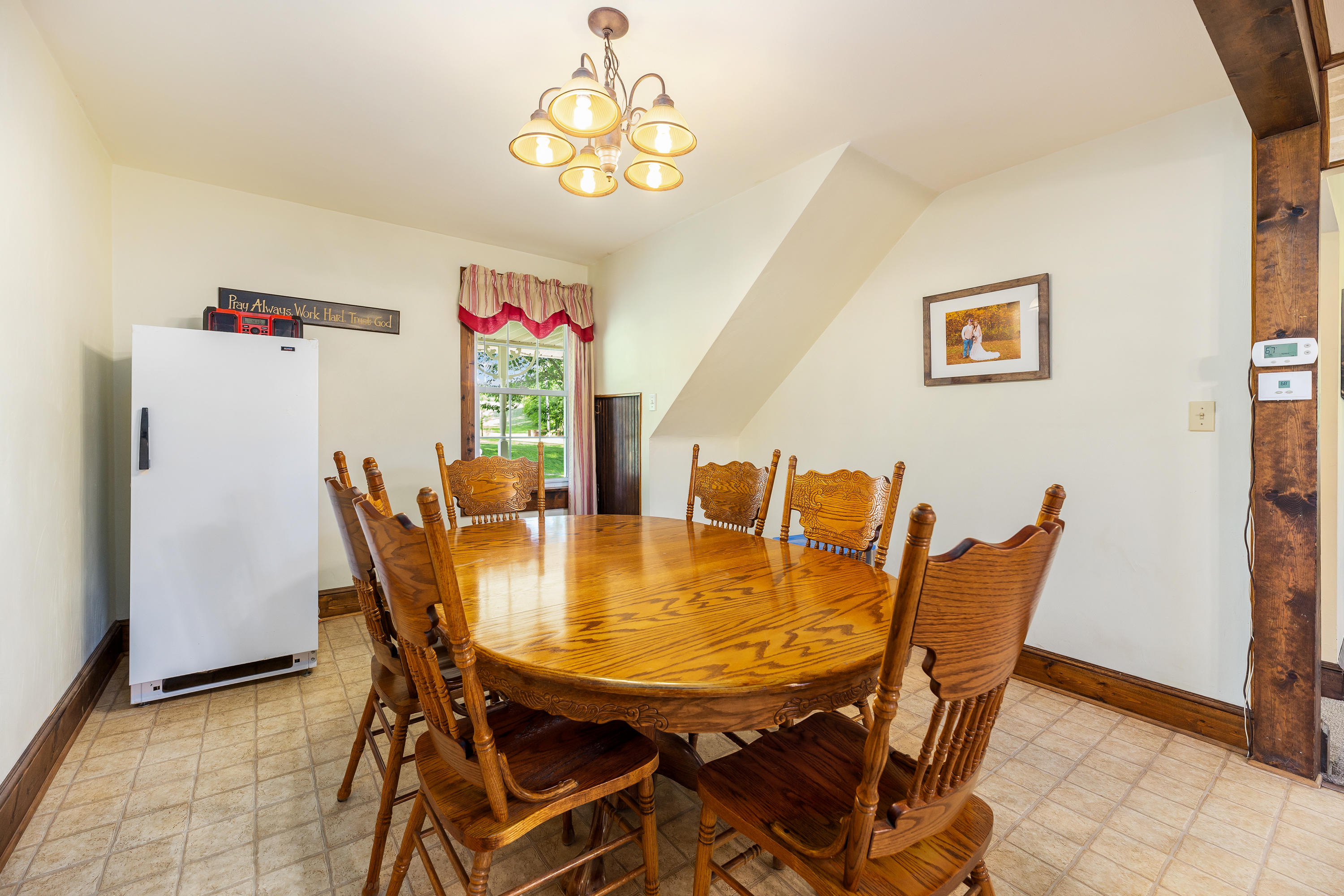 3501 Country Club Road Troutville, VA 24175 - Photo 14 of 25 Eat-in-Kitchen