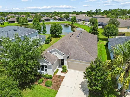 $549,900 | 17566 Buckingham Garden Drive, Lithia, FL 33547