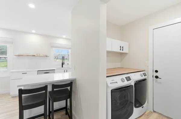 $299,900 | 7779 Newport Drive, Clarkston, MI 48348