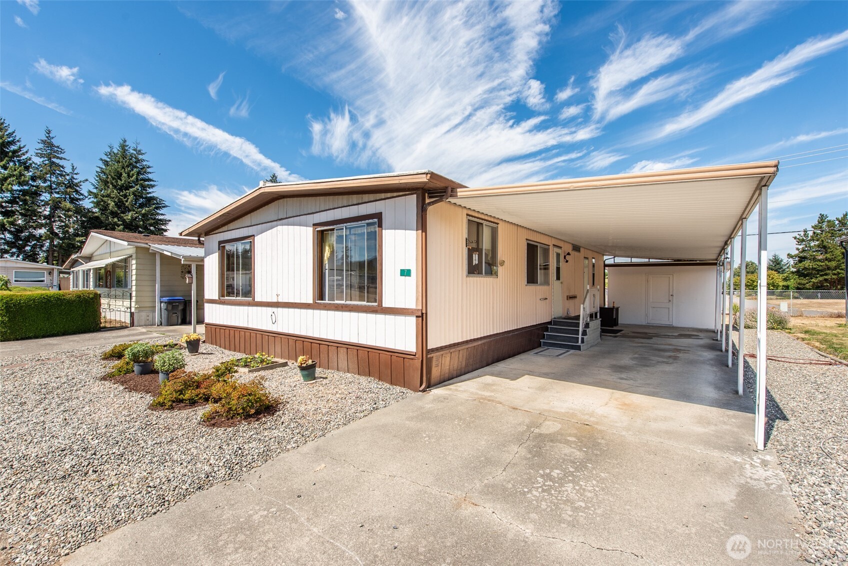 400 Gupster Road, Unit 7 Sequim, WA 98382 - Photo 3 of 29 Gallery Image 3