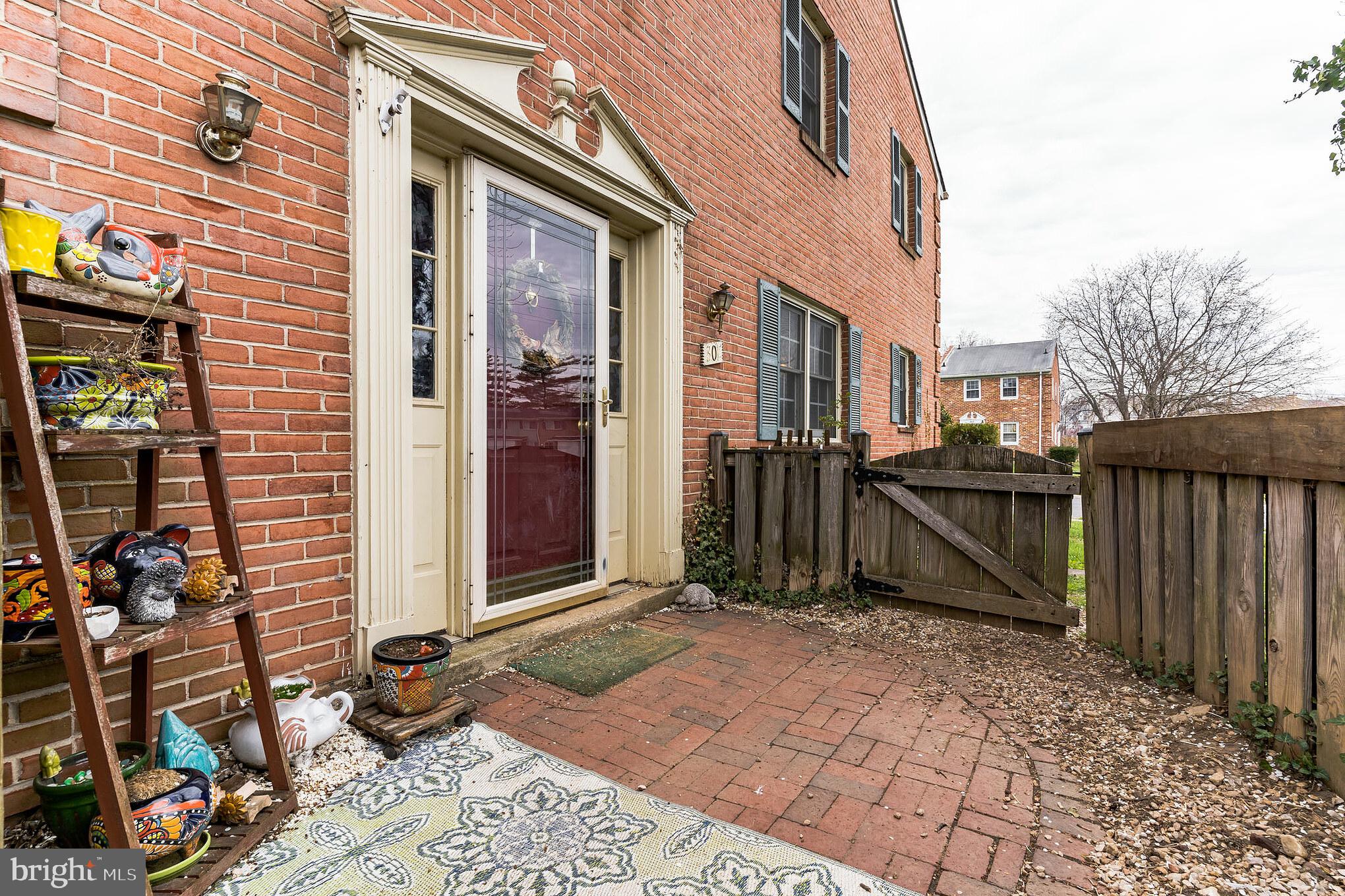 301 Rock Spring Drive Southwest Leesburg, VA 20175 - Photo 23 of 26