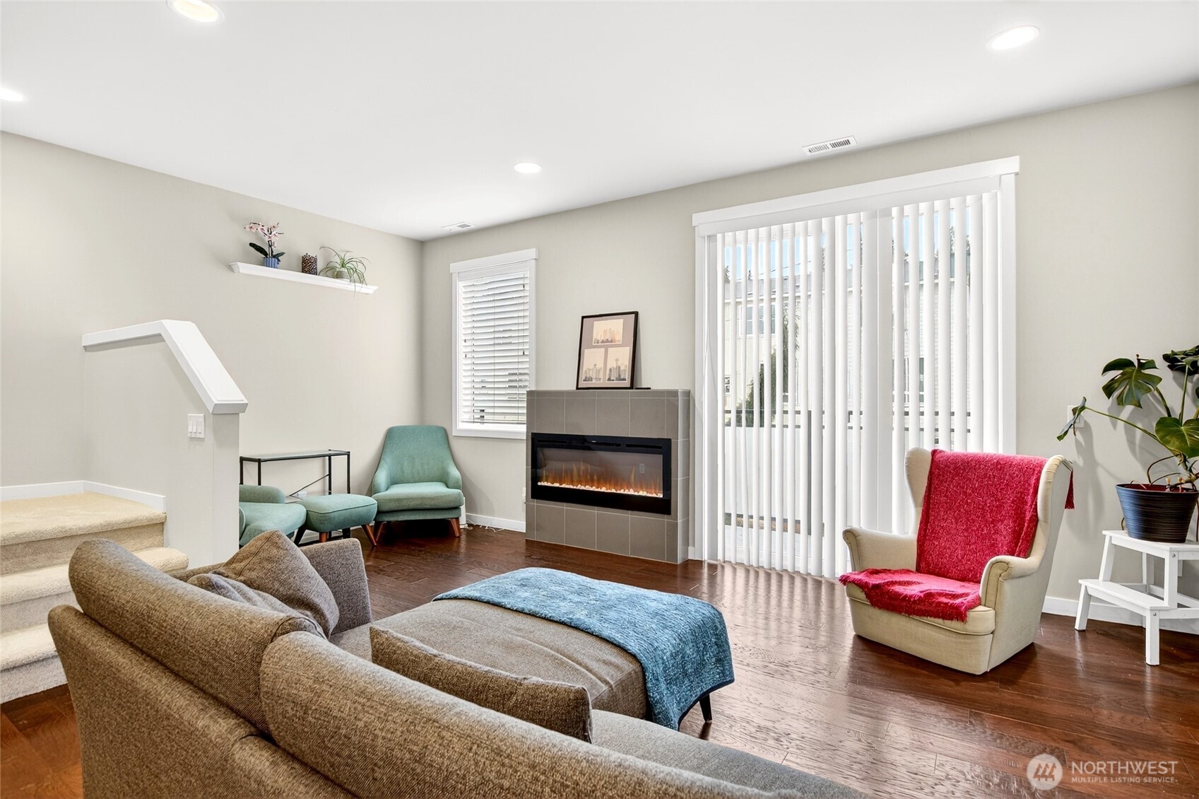 22925 79th Place West, Unit B Edmonds, WA 98026 - Photo 13 of 39 a living room with furniture and a fireplace