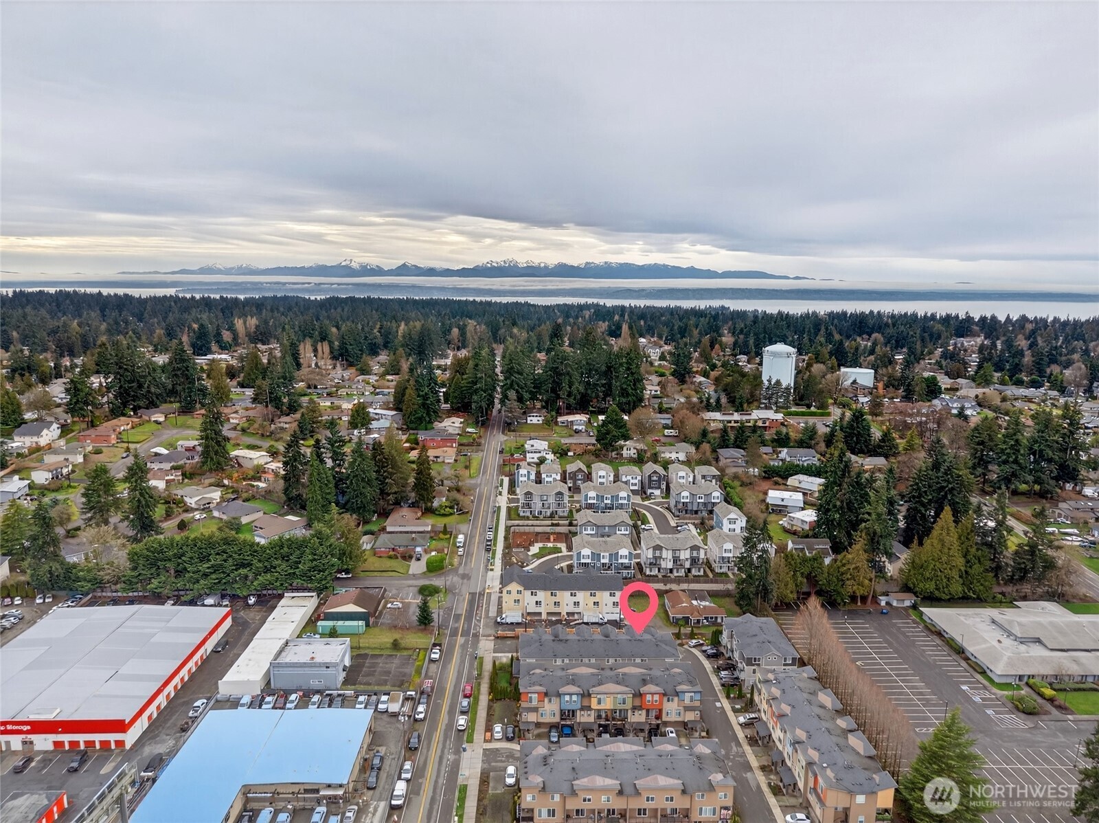 22925 79th Place West, Unit B Edmonds, WA 98026 - Photo 36 of 39 a view of a city