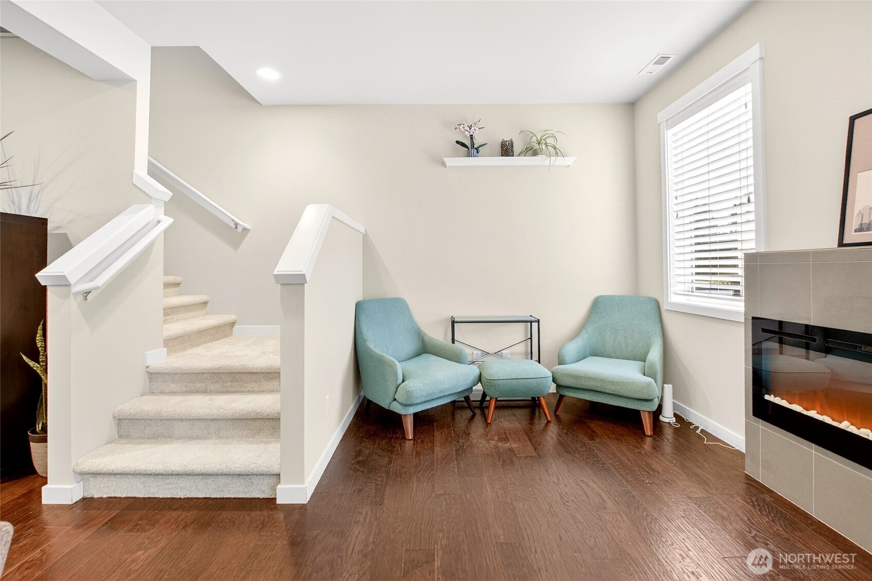22925 79th Place West, Unit B Edmonds, WA 98026 - Photo 10 of 39 a view of livingroom with furniture and wooden floor