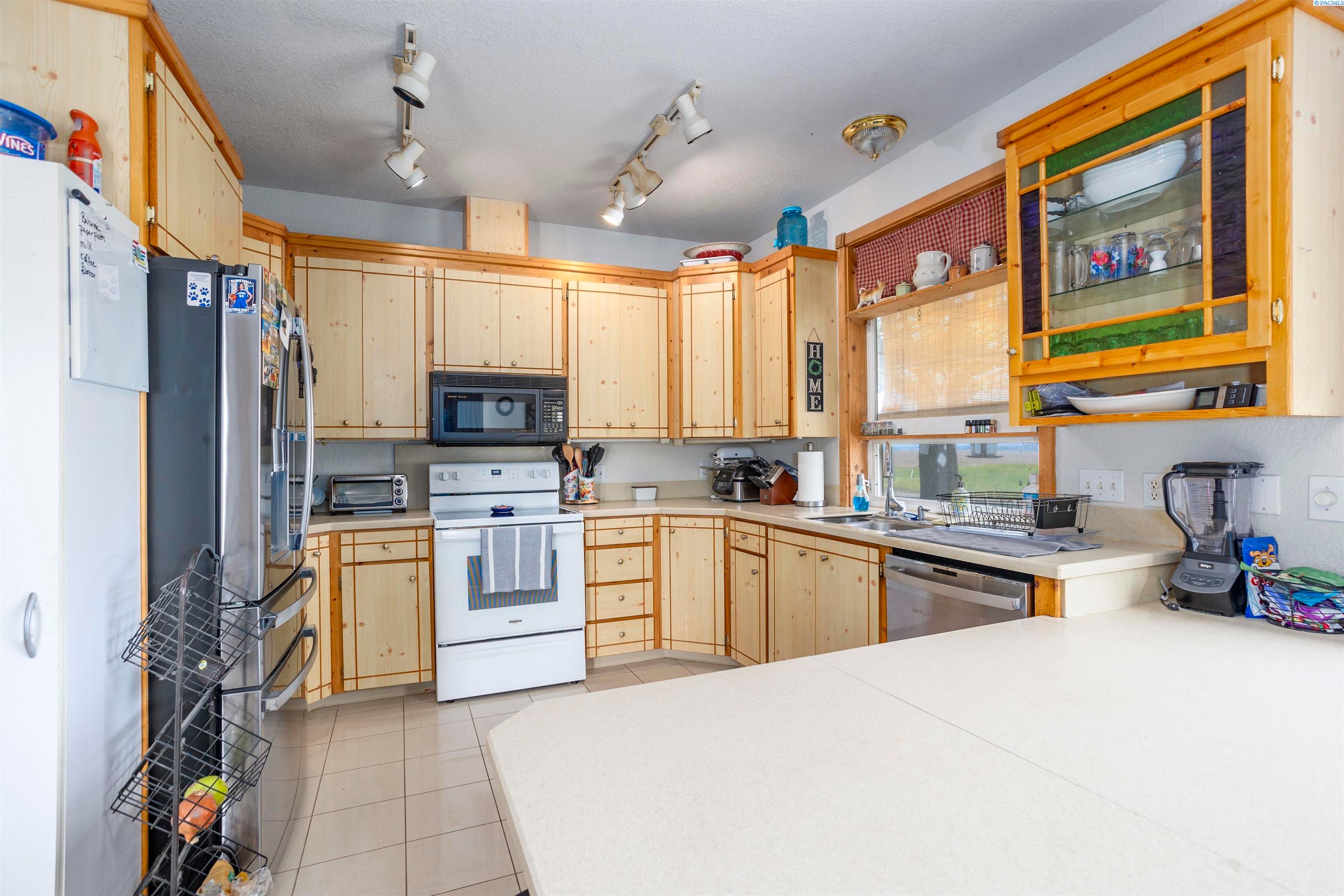 2771 Boundary Road Mabton, WA 98935 - Photo 40 of 49 Gallery Image 40