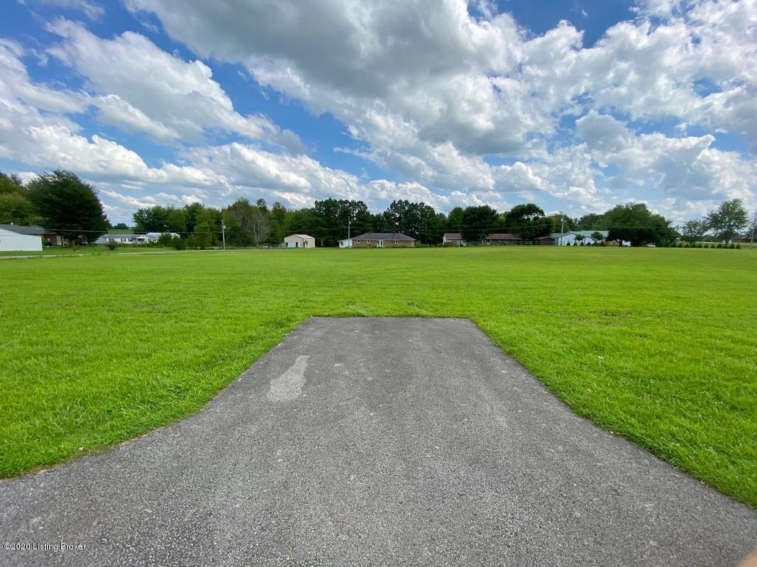 2931 D Beaver Dam Road Leitchfield, KY 42754 - Photo 2 of 7 1.06 acre building lot for sale in Grayson County Kentucky.