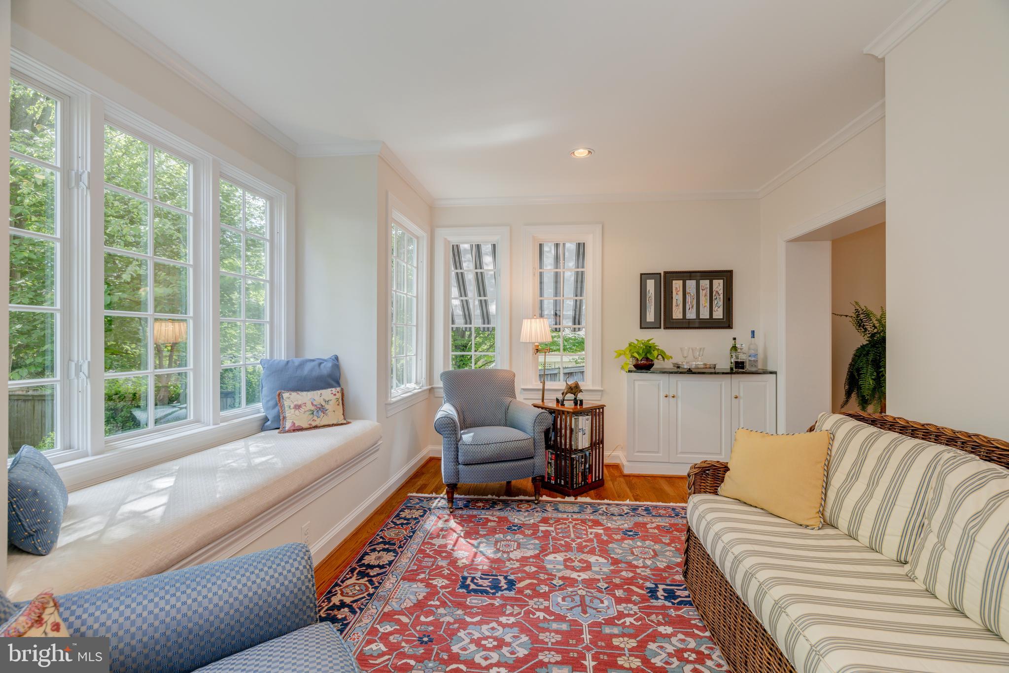 4628 Reservoir Road Northwest Washington, DC 20007 - Photo 17 of 40