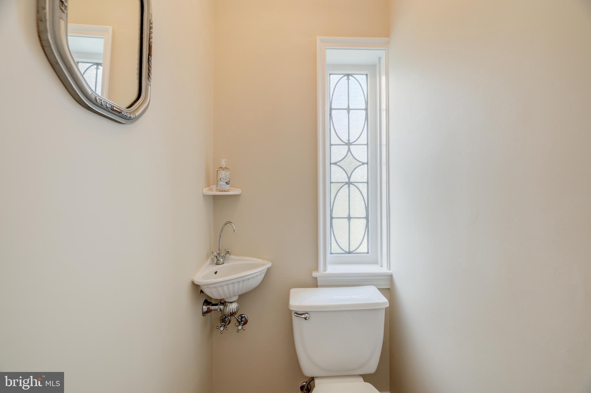 4628 Reservoir Road Northwest Washington, DC 20007 - Photo 19 of 40