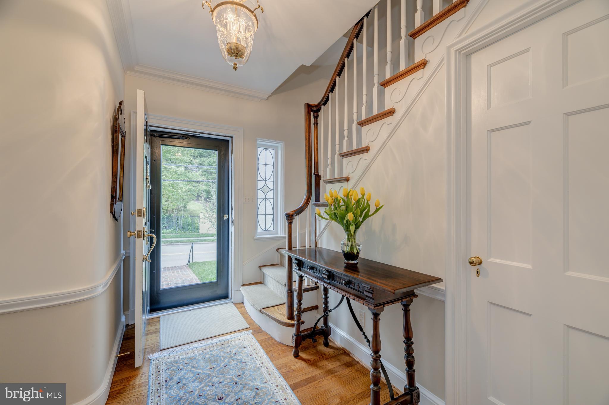 4628 Reservoir Road Northwest Washington, DC 20007 - Photo 4 of 40