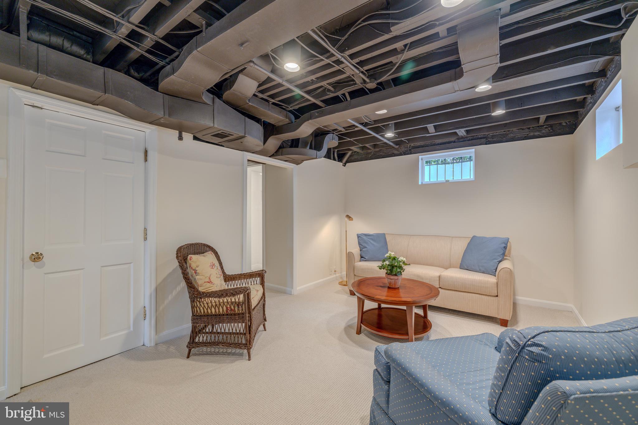 4628 Reservoir Road Northwest Washington, DC 20007 - Photo 31 of 40