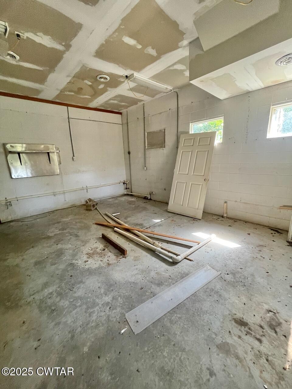 0 Leach Road Huntingdon, TN 38344 - Photo 28 of 30 a view of a room with gym equipment