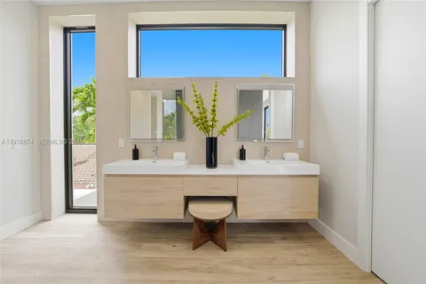 $3,875,000 | 1117 Southeast 9th Street, Fort Lauderdale, FL 33316