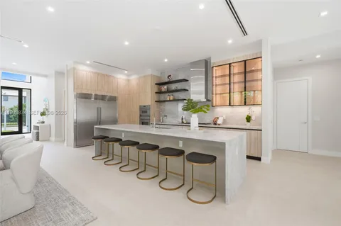 $3,875,000 | 1117 Southeast 9th Street, Fort Lauderdale, FL 33316