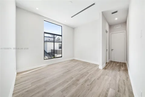 $3,875,000 | 1117 Southeast 9th Street, Fort Lauderdale, FL 33316