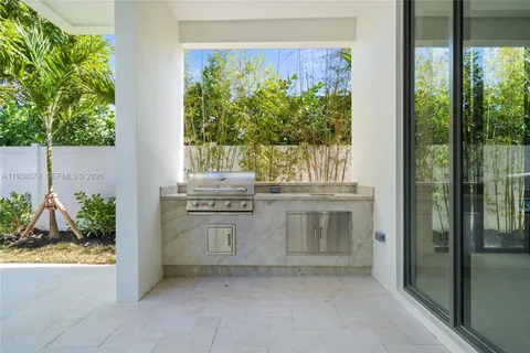 $3,875,000 | 1117 Southeast 9th Street, Fort Lauderdale, FL 33316