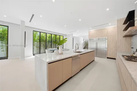 $3,875,000 | 1117 Southeast 9th Street, Fort Lauderdale, FL 33316