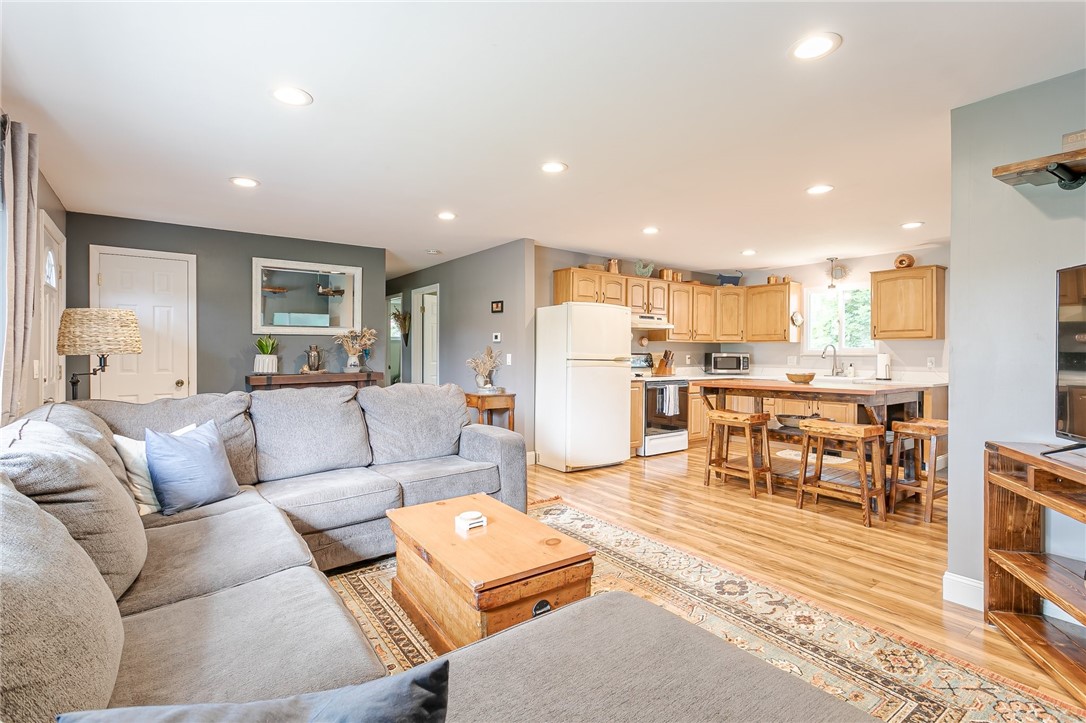 8 Friel Road Henrietta, NY 14623 - Photo 6 of 25