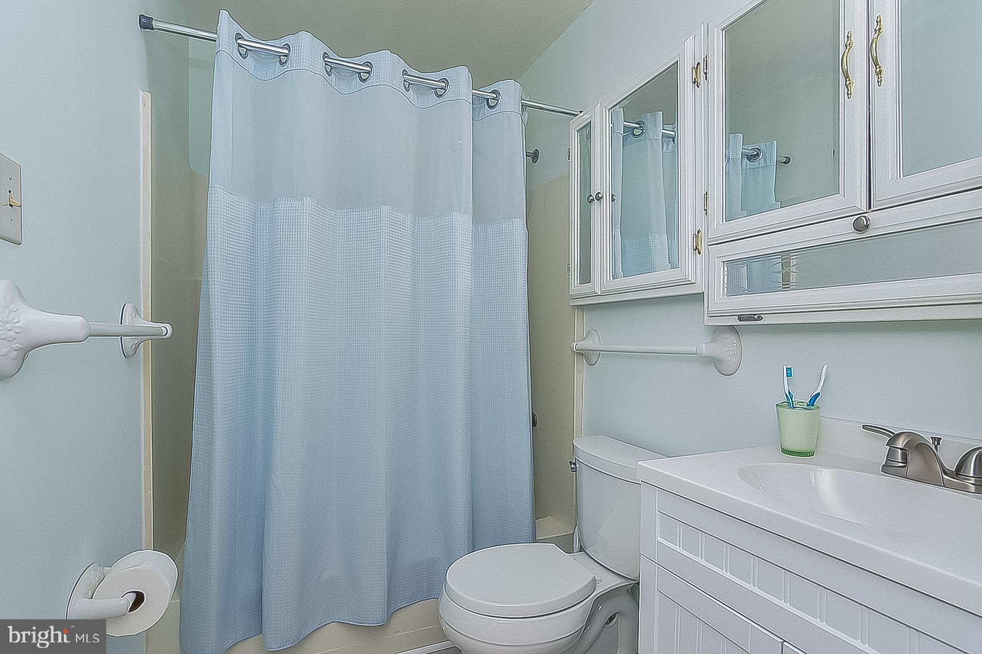 201 Blackwell Road Colonial Beach, VA 22443 - Photo 22 of 34 Primary Bath