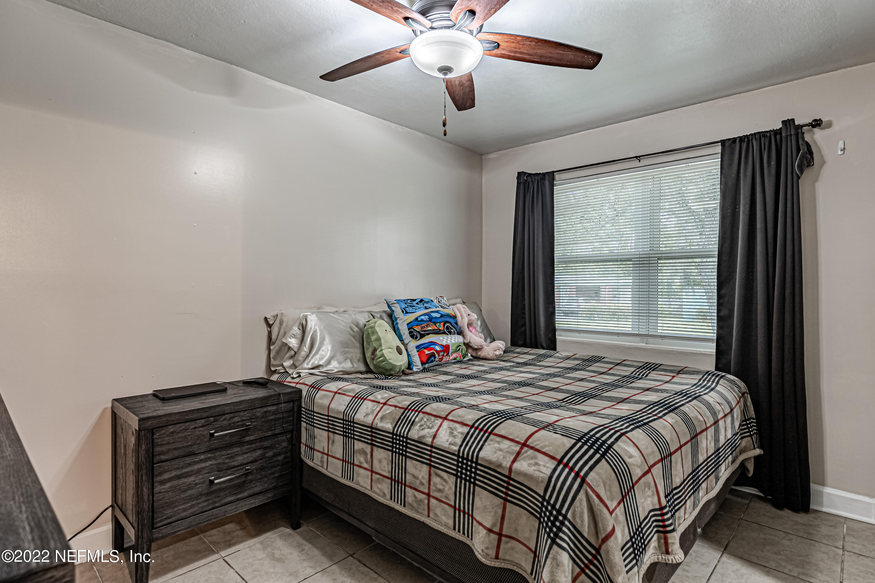 7011 Sans Souci Road Jacksonville, FL 32216 - Photo 34 of 37 27-Primary Bedroom