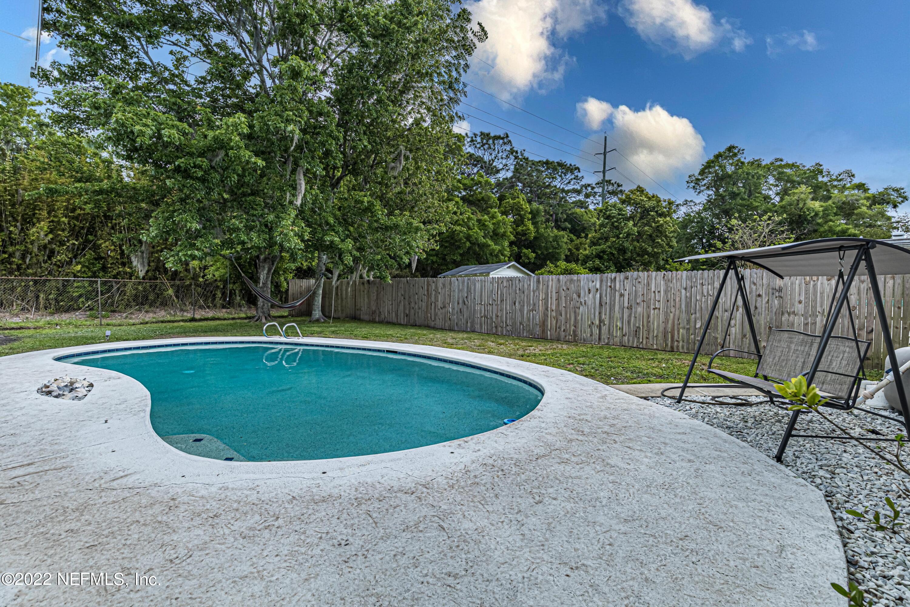 7011 Sans Souci Road Jacksonville, FL 32216 - Photo 9 of 37 38-Pool View