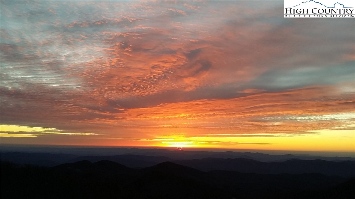 864 State View Road Boone, NC 28607 - Photo 21 of 25 Gallery Image 21