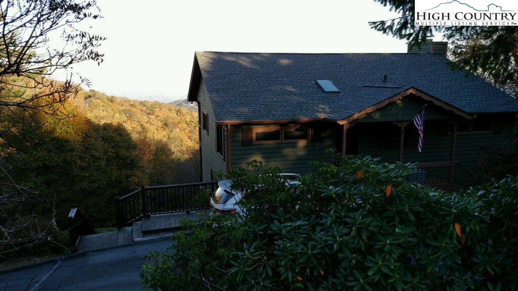 864 State View Road Boone, NC 28607 - Photo 4 of 25 Gallery Image 4