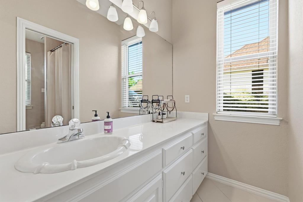 1512 Hunters Ridge Circle Denton, TX 76205 - Photo 30 of 40