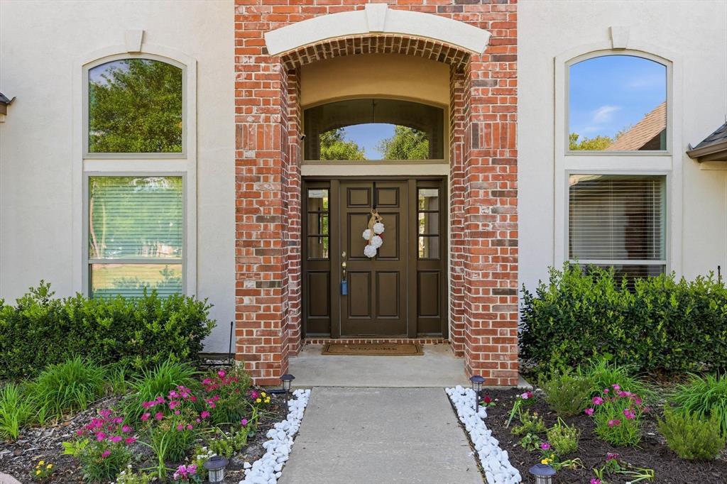 1512 Hunters Ridge Circle Denton, TX 76205 - Photo 3 of 40