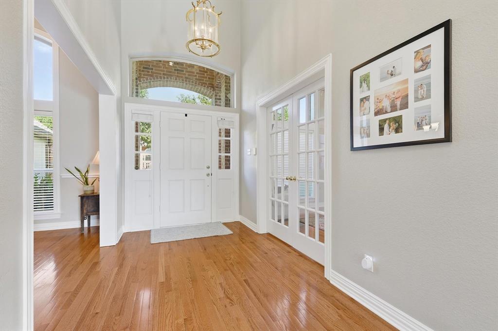 1512 Hunters Ridge Circle Denton, TX 76205 - Photo 4 of 40