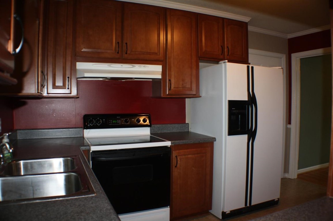 608 Sycamore Drive Anderson, SC 29621 - Photo 4 of 28 Gallery Image 4