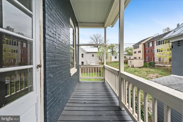 $1,300 | 402 South Loudoun Street, Winchester, VA 22601