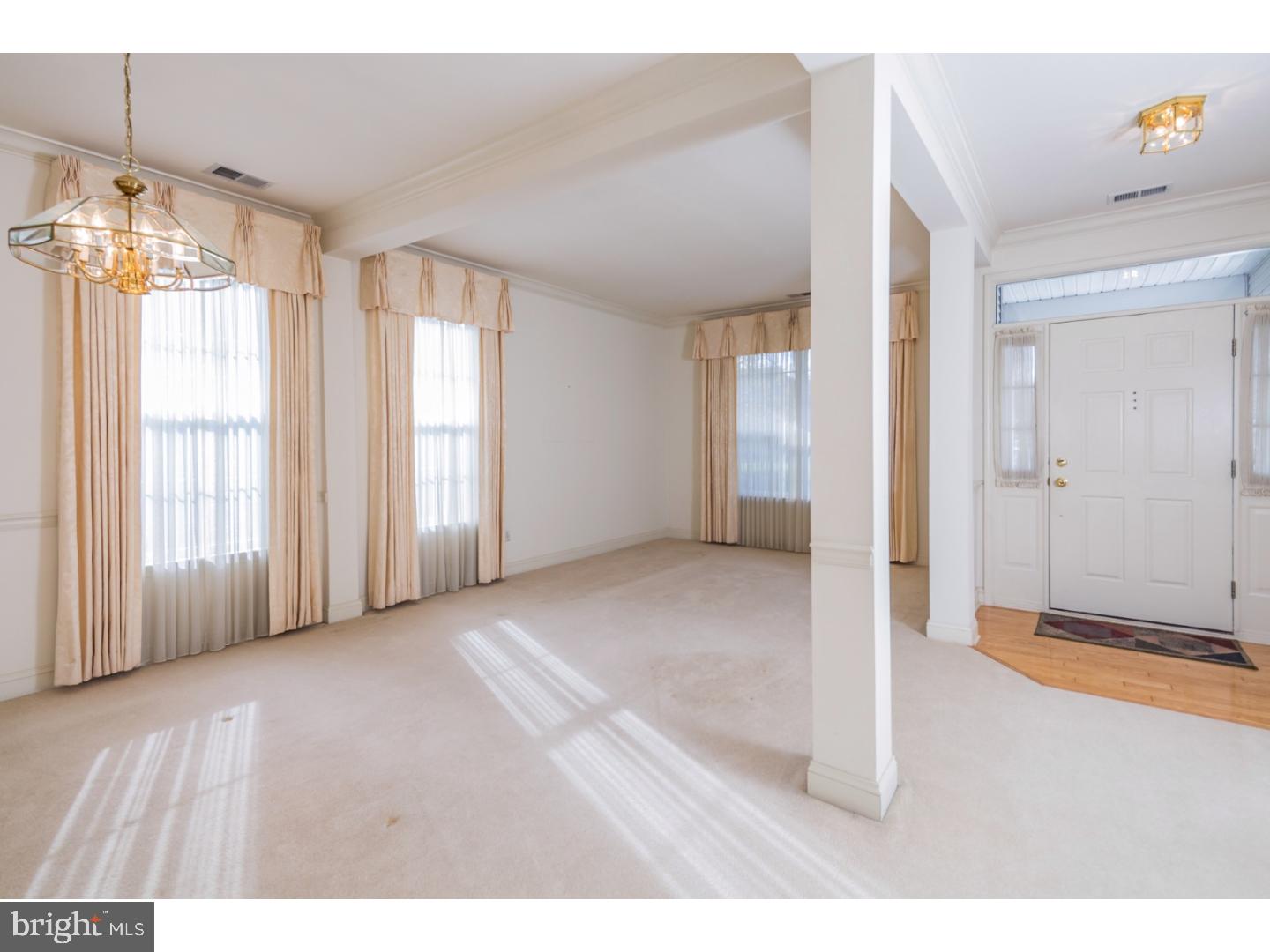 40 Stanford Road East Pennington, NJ 08534 - Photo 2 of 22 Gallery Image 2