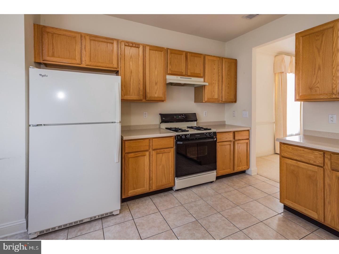 40 Stanford Road East Pennington, NJ 08534 - Photo 7 of 22 Gallery Image 7
