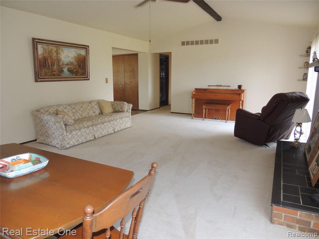 286 Prospect Drive Rochester, MI 48307 - Photo 7 of 20