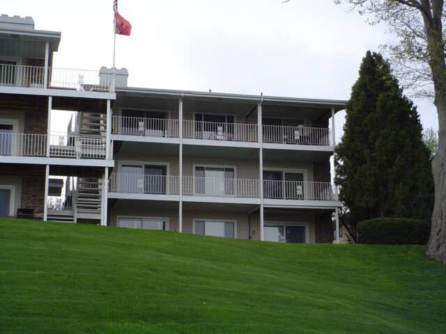 8942 East Hatchery Road Syracuse, IN 46567 - Photo 1 of 4 Gallery Image 1