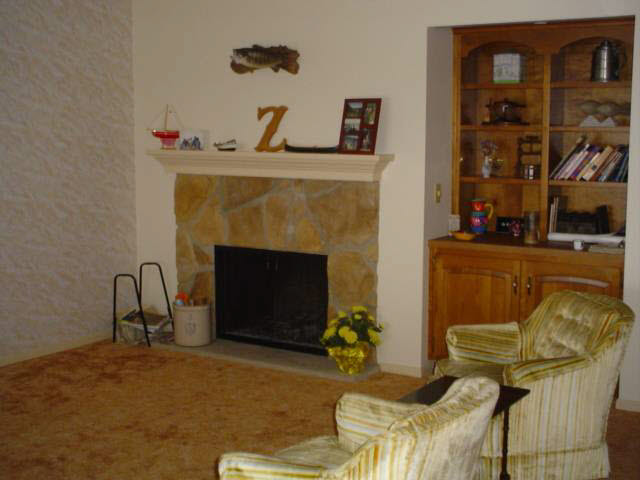8942 East Hatchery Road Syracuse, IN 46567 - Photo 2 of 4 Gallery Image 2