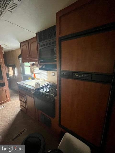 83 Seneca Ridge Road Great Cacapon, WV 25422 - Photo 15 of 19 camper