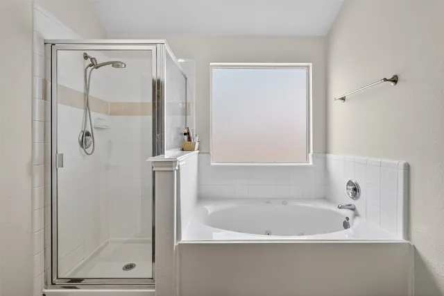 $387,775 | 20107 Glacier Falls Drive, Tomball, TX 77375