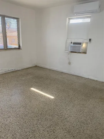 an empty room with a empty space