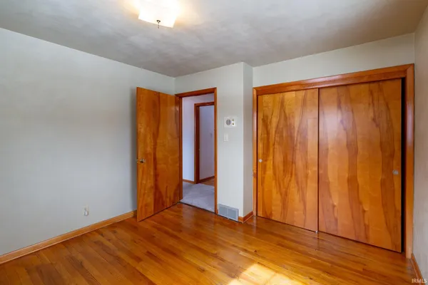 $237,000 | 1916 East Hively Avenue, Elkhart, IN 46516