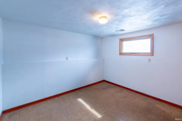 $237,000 | 1916 East Hively Avenue, Elkhart, IN 46516