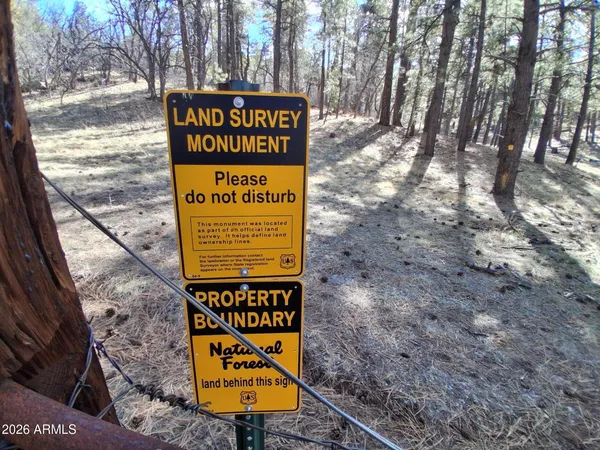 $329,900 | 13696 Kings Deer Road, Parks, AZ 86018