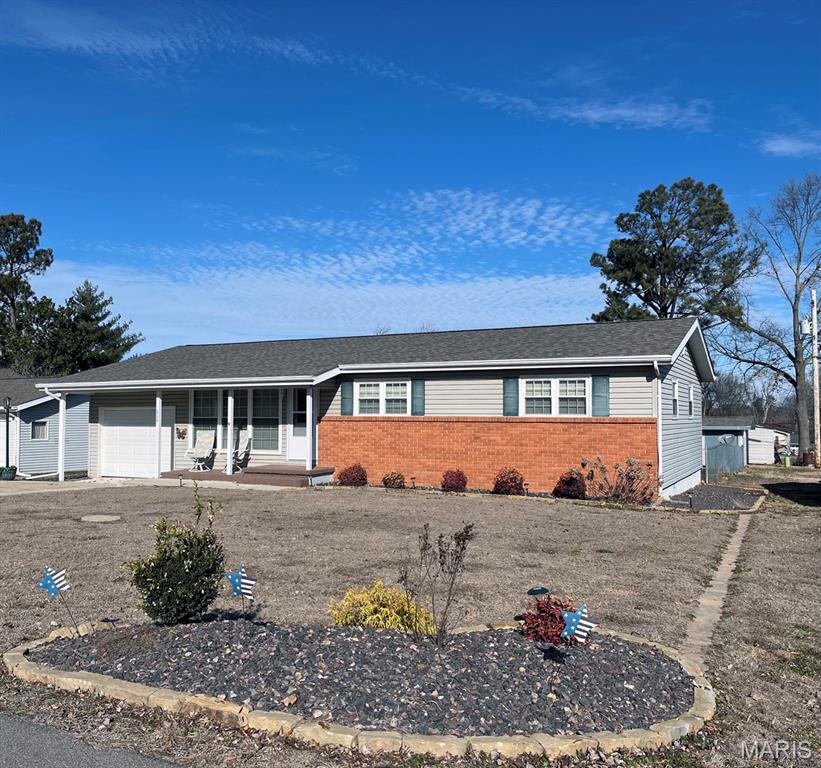 808 Whitman Street Dexter, MO 63841 - Photo 2 of 39