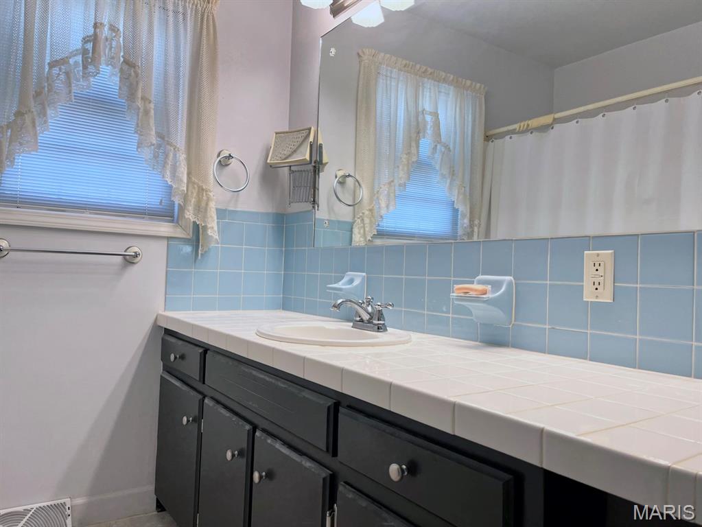 808 Whitman Street Dexter, MO 63841 - Photo 23 of 39