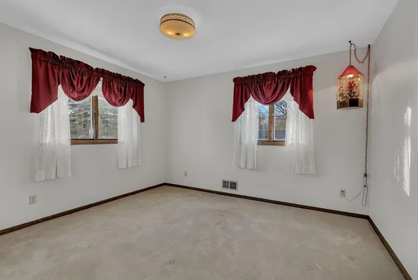 $490,000 | 726 Hassan Street Southeast, Hutchinson, MN 55350