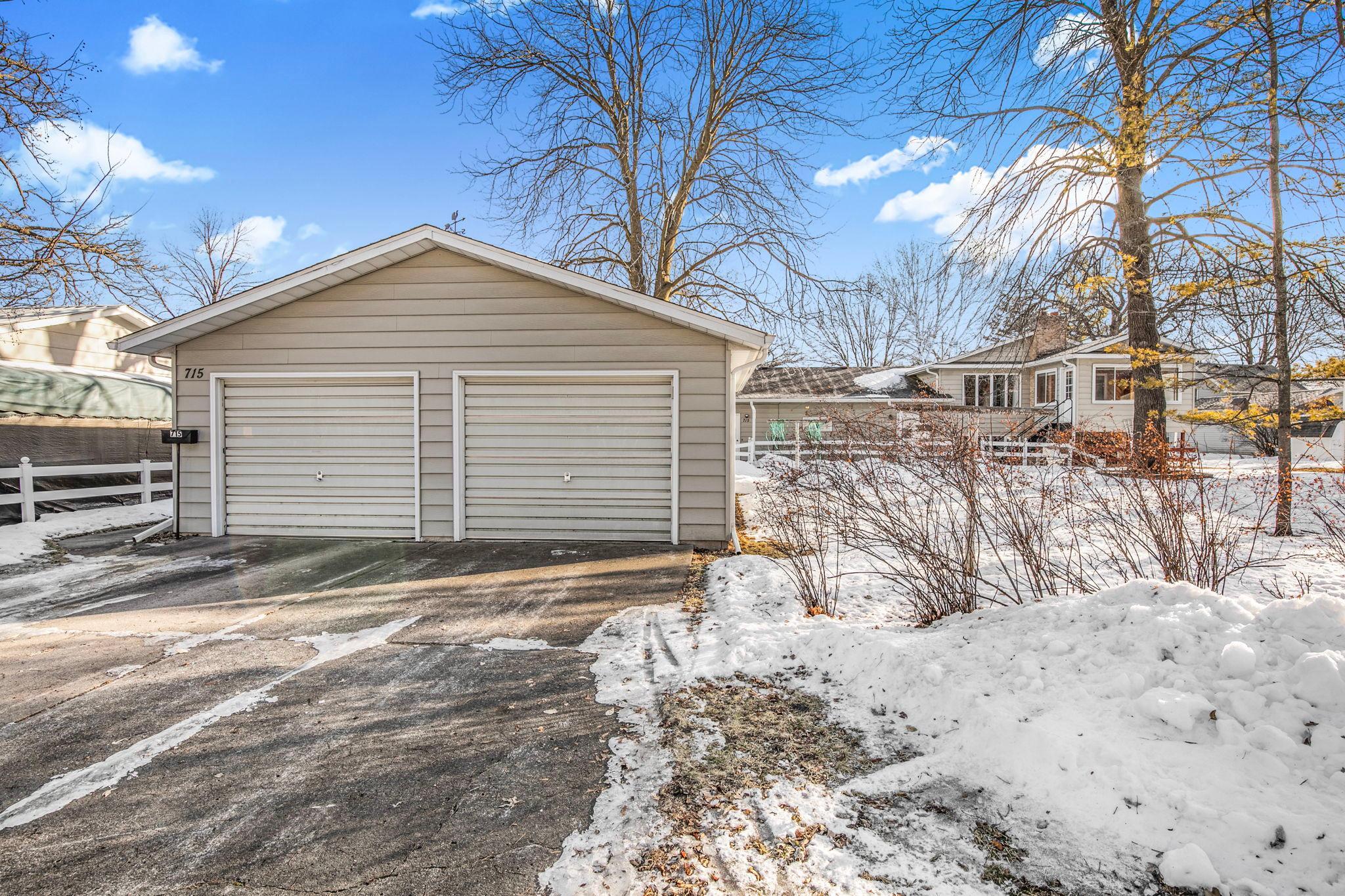 726 Hassan Street Southeast Hutchinson, MN 55350 - Photo 30 of 45